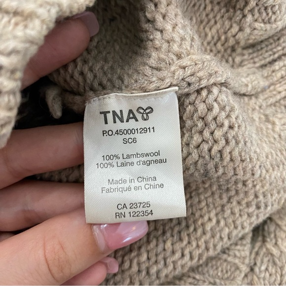 TNA | Vintage wool cowichan zip up cardigan - Picture 7 of 8